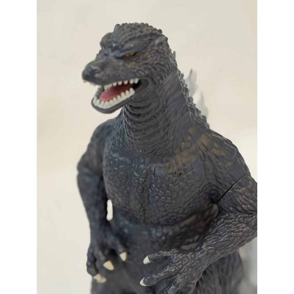 Bandai Godzilla 2004 Final Wars Vinyl Action Figure Kaiju OZC0188 Charcoal Gray